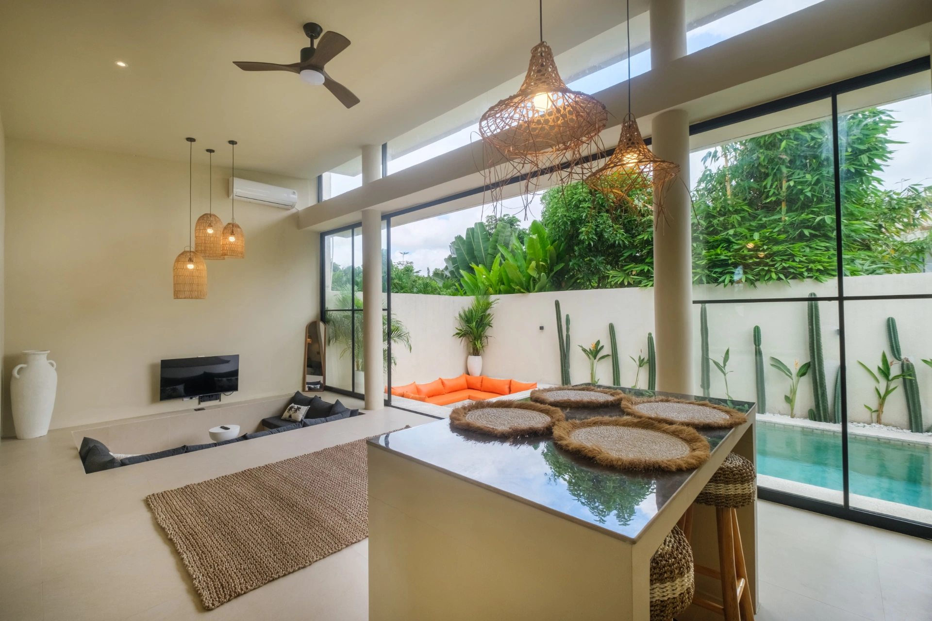 VILLA MAE FOR RENT 2 bedrooms + enclosed living room Tumbak bayuh, 2-bed villa for rent in Canggu – photo 12 of 15