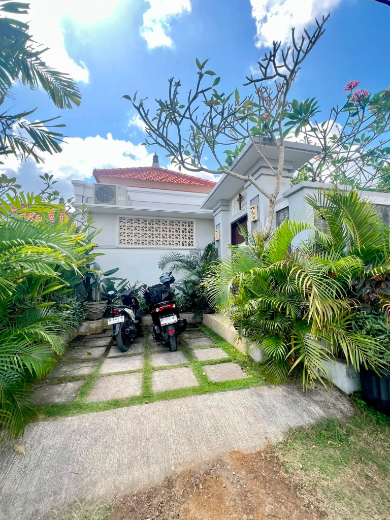 3BR VILLA FOR RENT Babakan, Canggu Beautiful Rice Field View, 3-bed villa for rent in Canggu – photo 14 of 15