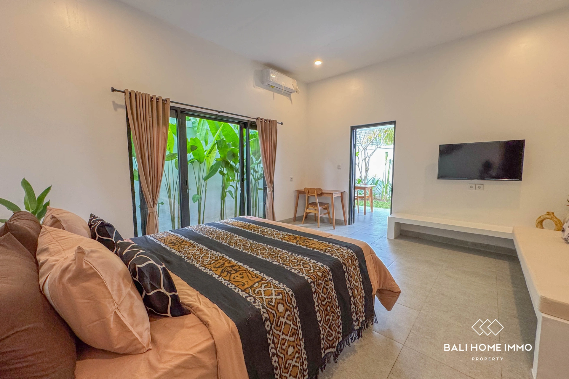 Brand New 1-Bedroom apartment in The Heart of Petitenget, 1-bed villa for rent in Canggu – photo 4 of 6