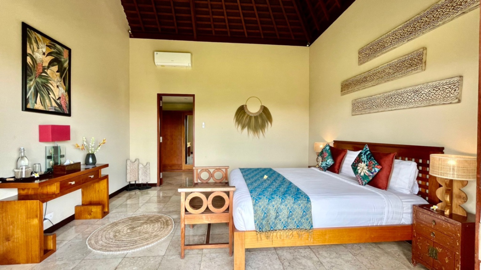 4 Bedroom Ricefield View in Kayu Tulang, 4-bed villa for rent in Canggu – photo 11 of 15