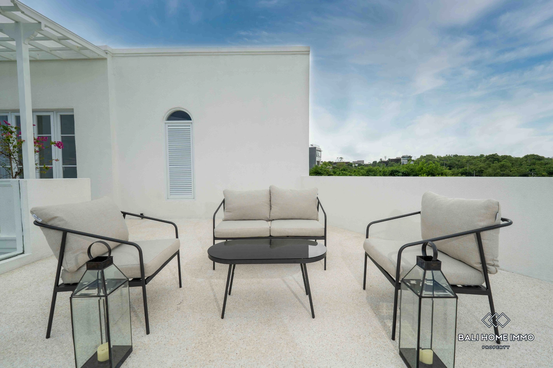 Luxurious 4 Bedrooms Ocean View Villa for Rent in Ungasan, 4-bed villa for rent in Uluwatu – photo 14 of 15