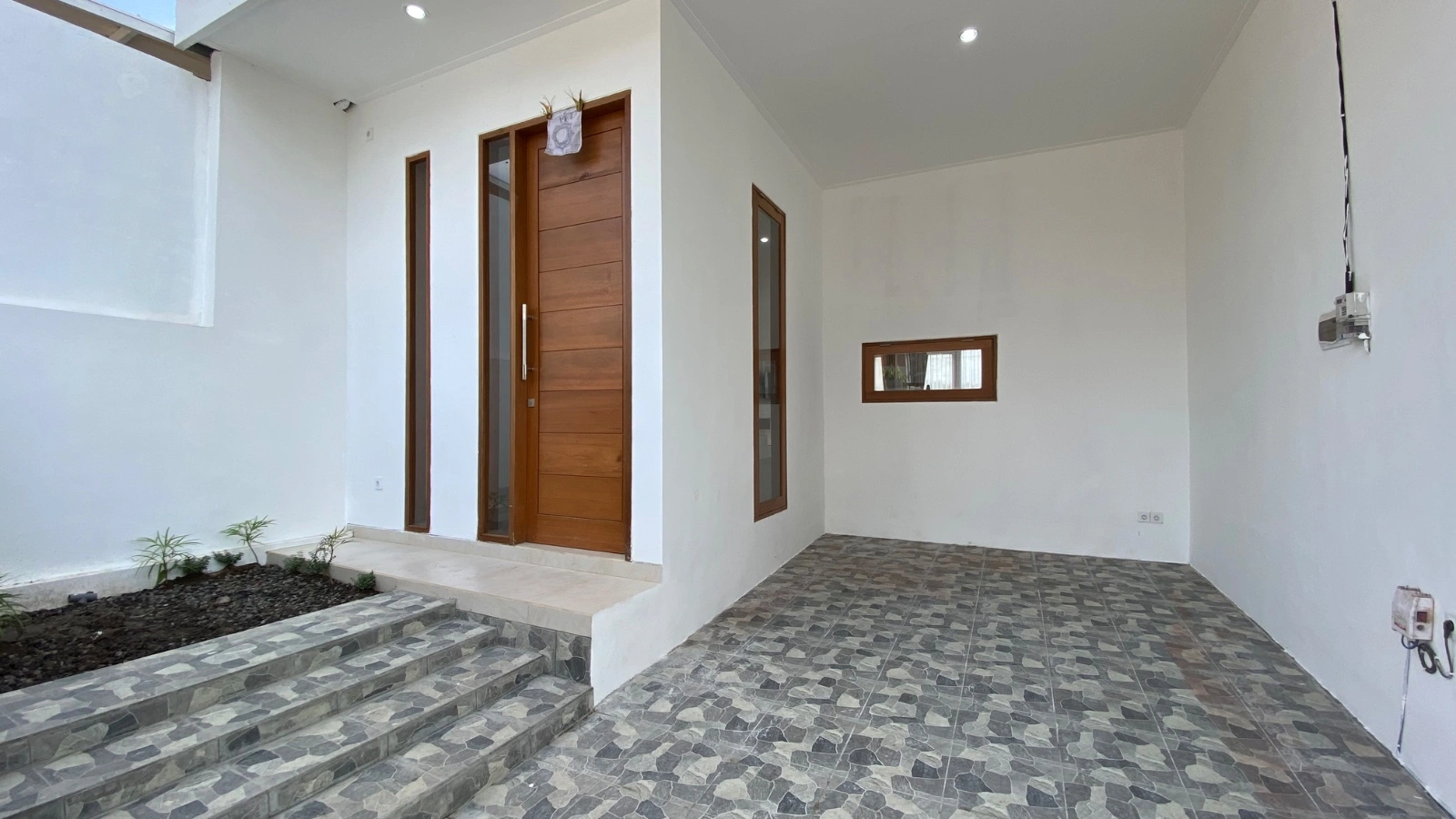 2Bedrooms Villa in Kesambi, 2-bed villa for rent in Seminyak – photo 10 of 13