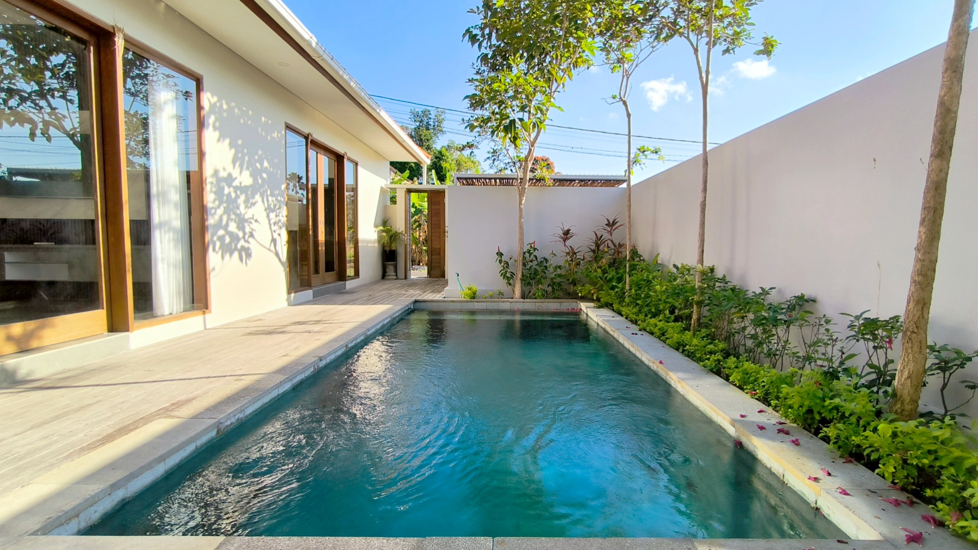 Charming 2-Bedroom Villa for Yearly Rental in Tumbak Bayuh, 2-bed villa for rent in Pererenan – photo 4 of 15