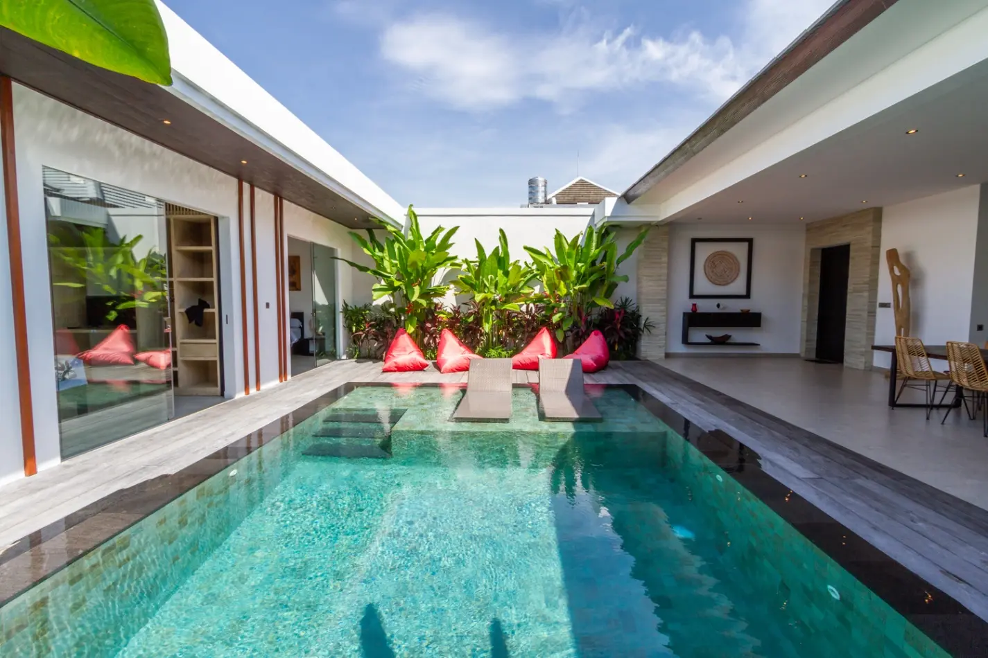 Villa Lys - Cheerful 3BD Pool Villa 5mins to Atlas Beach Club, 3-bed villa for rent in Canggu – photo 15 of 15