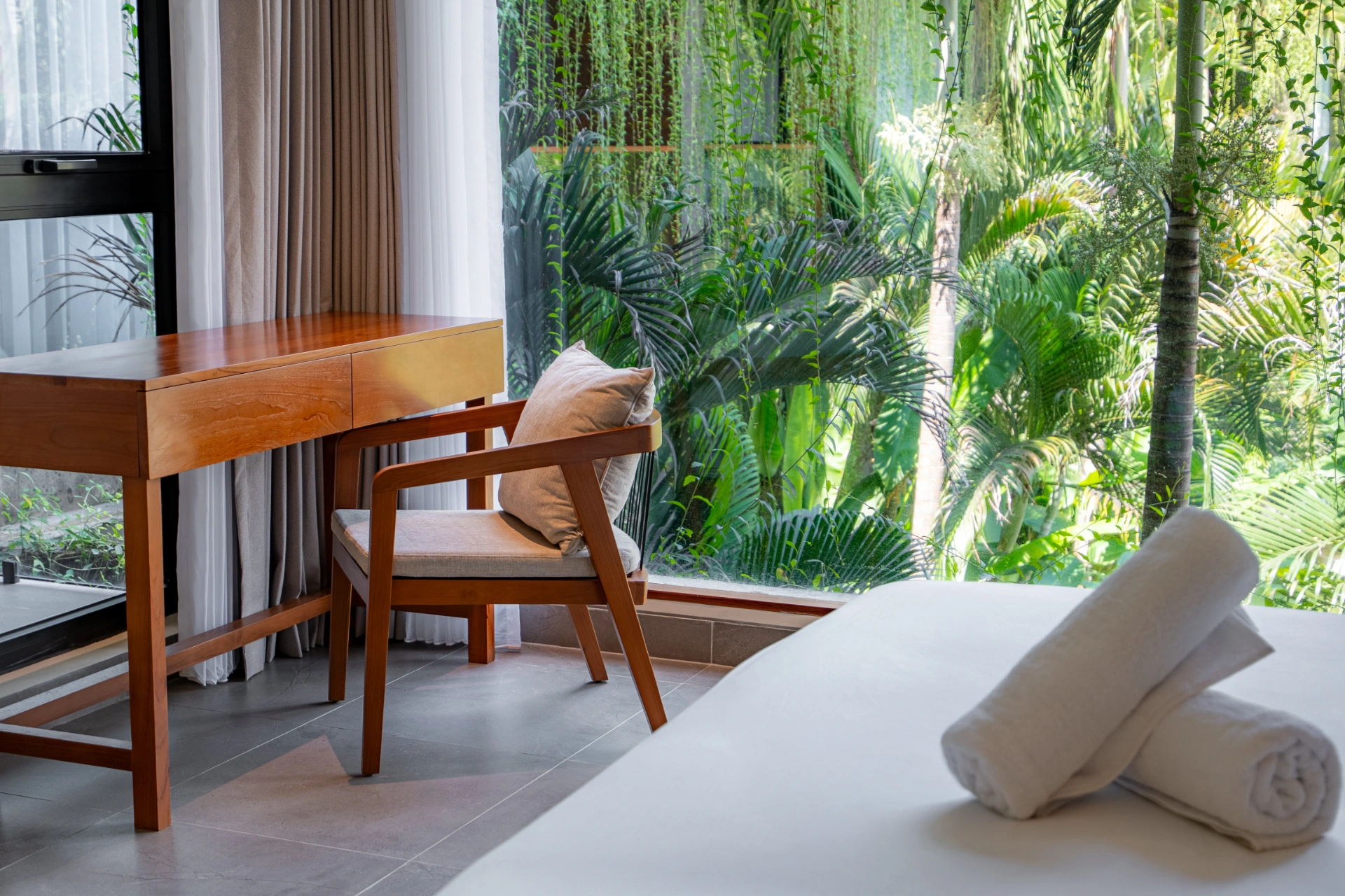Novo Lagoon View - Ubud 1BR Modern Studio | Balcony & Pool, 1-bed villa for rent in Ubud – photo 3 of 15