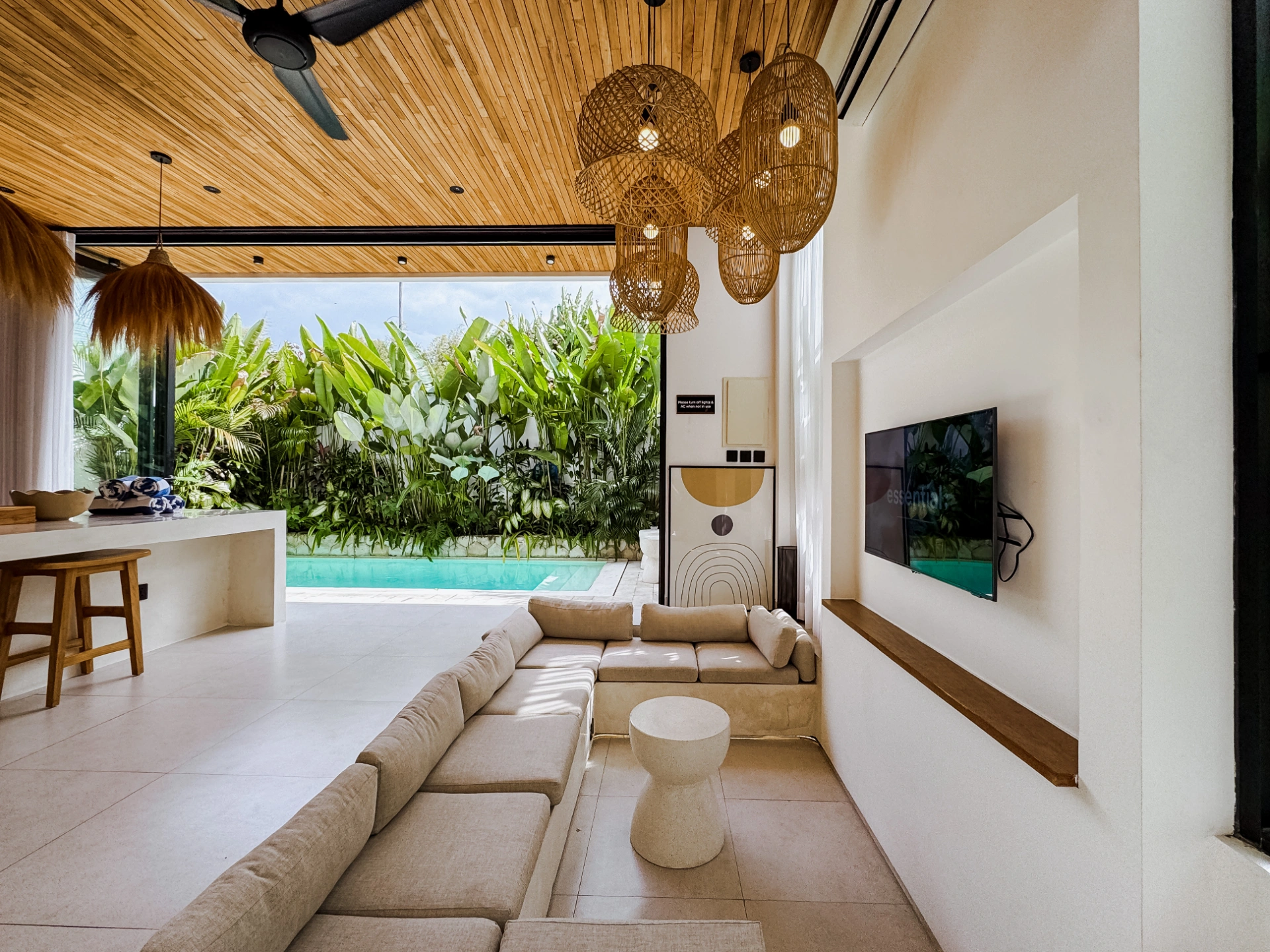 2-bedroom Villa in Tumbak Bayuh, Canggu, 2-bed villa for rent in Pererenan – photo 7 of 15