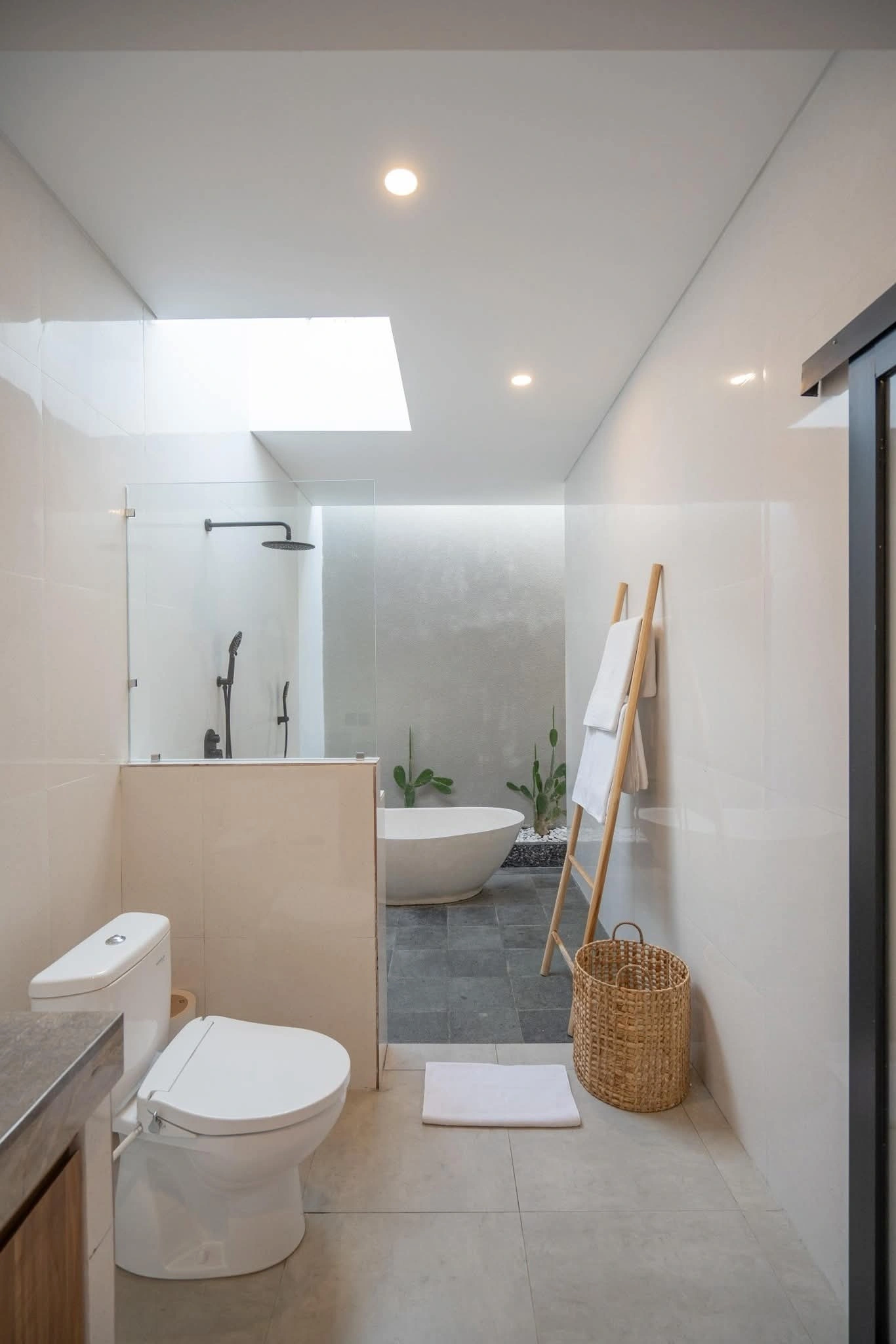 Modern Villa For Rent 3 Bed In Buwit,Tabanan Bali, 3-bed villa for rent in Tabanan – photo 10 of 15