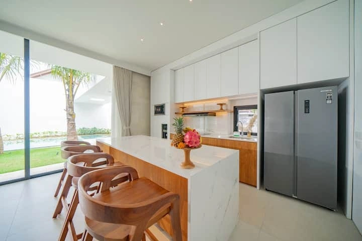 Villa For Rent 4 Bed In Pererenan,Badung Bali, 4-bed villa for rent in Pererenan – photo 2 of 15