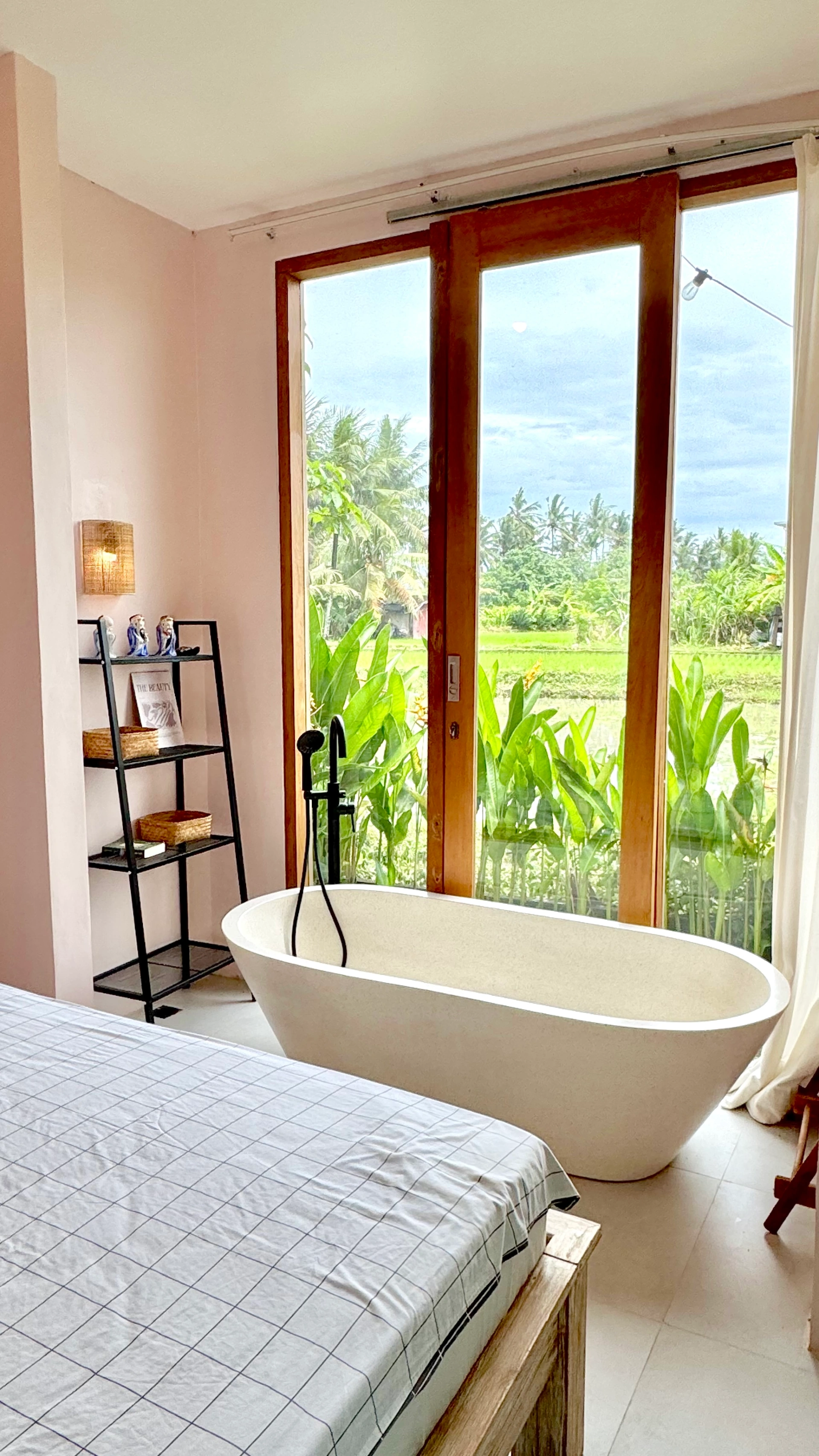 Tropical 2BR Villa w/ Rice Field View and Garden Space, 2-bed villa for rent in Ubud – photo 6 of 10