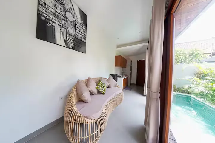 1BR Villa in Canggu, 1-bed villa for rent in Canggu – photo 3 of 14