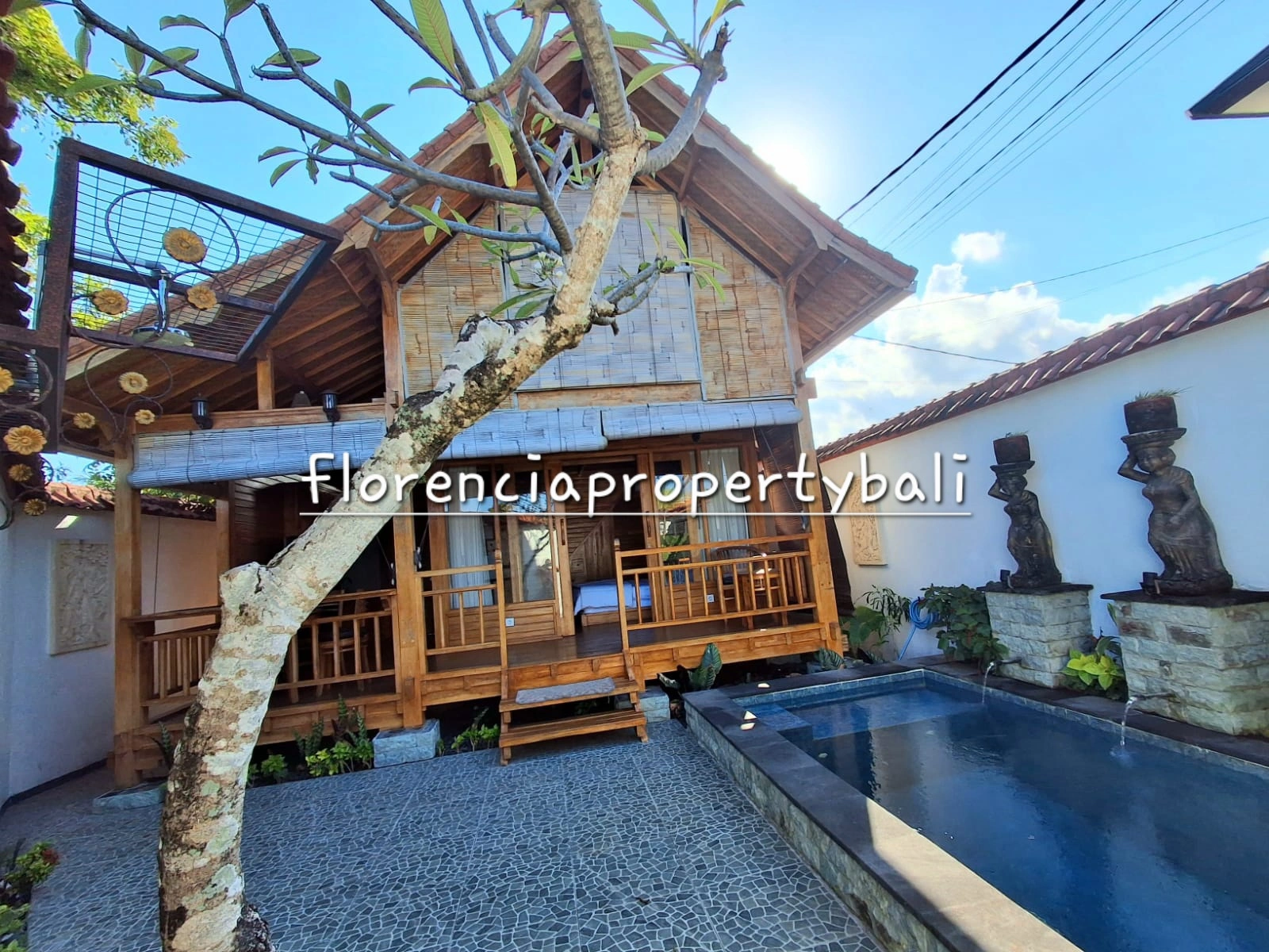 Sanur Villa | Wooden Style | 2 Bedrooms for Yearly Rental, 2-bed villa for rent in Sanur – photo 3 of 15