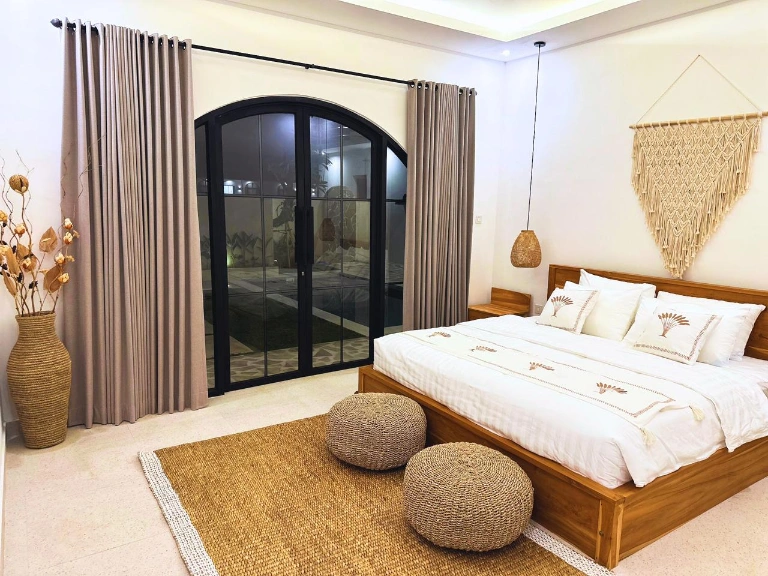 3 Bedroom Modern Villa Minimum 3 Months with Rooftop in Padonan, 3-bed villa for rent in Canggu – photo 6 of 15