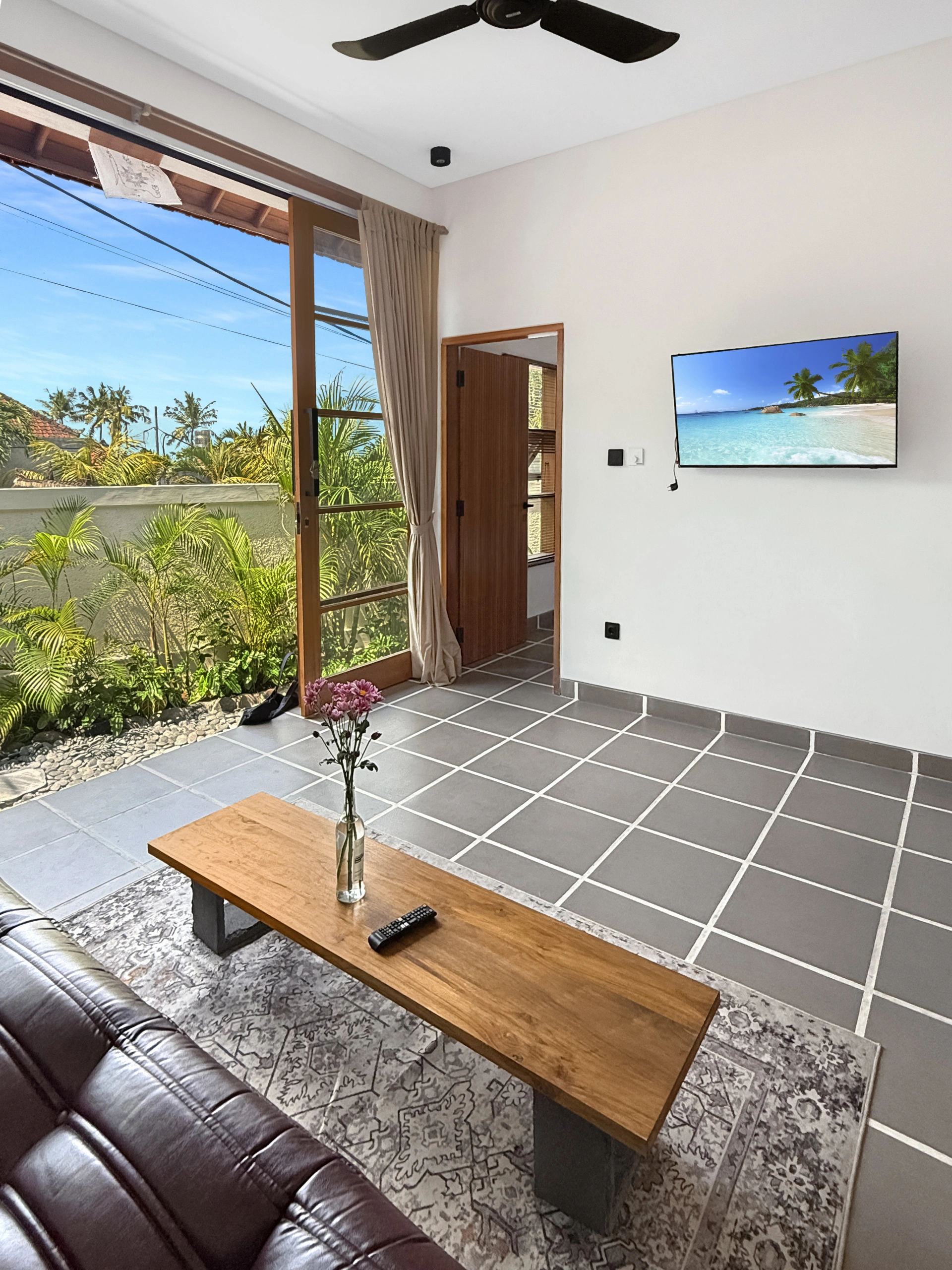 Seseh Beach Side Close To Omni Gym and Openhaus Cafe, 1-bed villa for rent in Seseh – photo 6 of 12