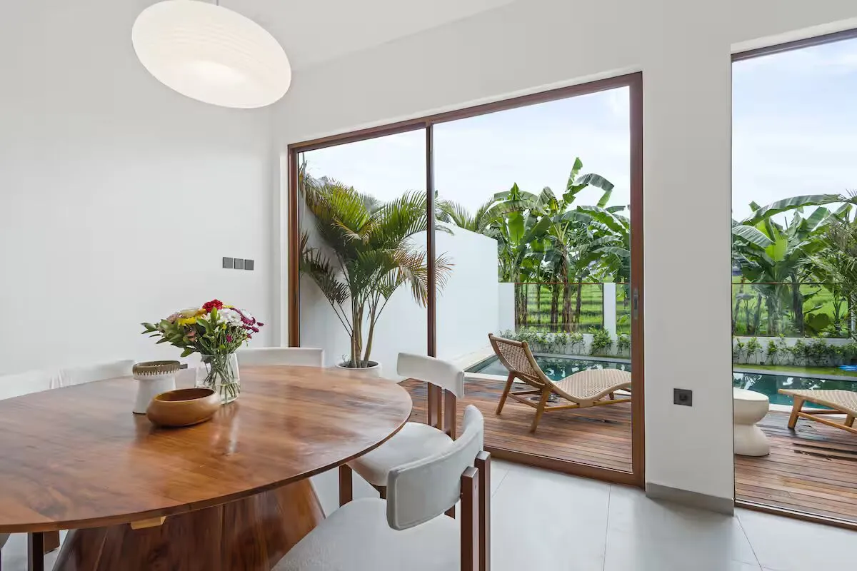3 Modern Villa Fully Furnished in Berawa, 3-bed villa for rent in Canggu – photo 9 of 15
