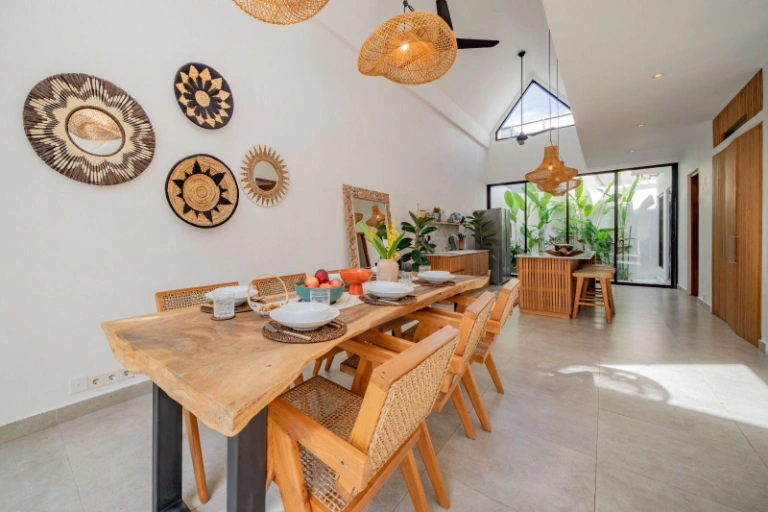 Exclusive Tropical Garden Villa for Rent in Berawa, 3-bed villa for rent in Canggu – photo 7 of 15