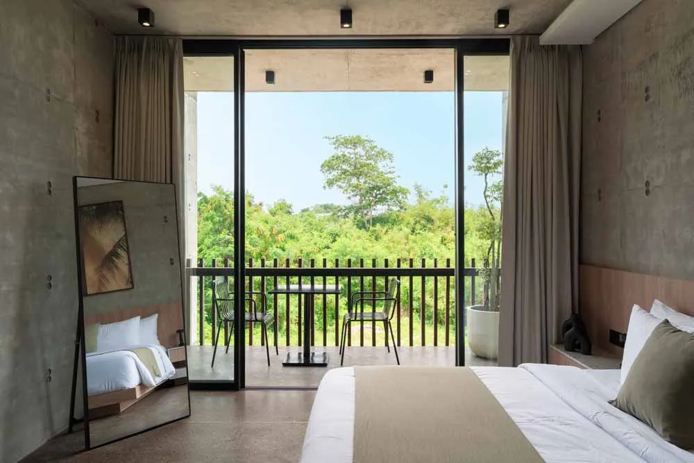 Villa Nakula 6 - Concrete 2BD Villa w/ Pool & Nature View - Berawa, 2-bed villa for rent in Canggu – photo 4 of 15