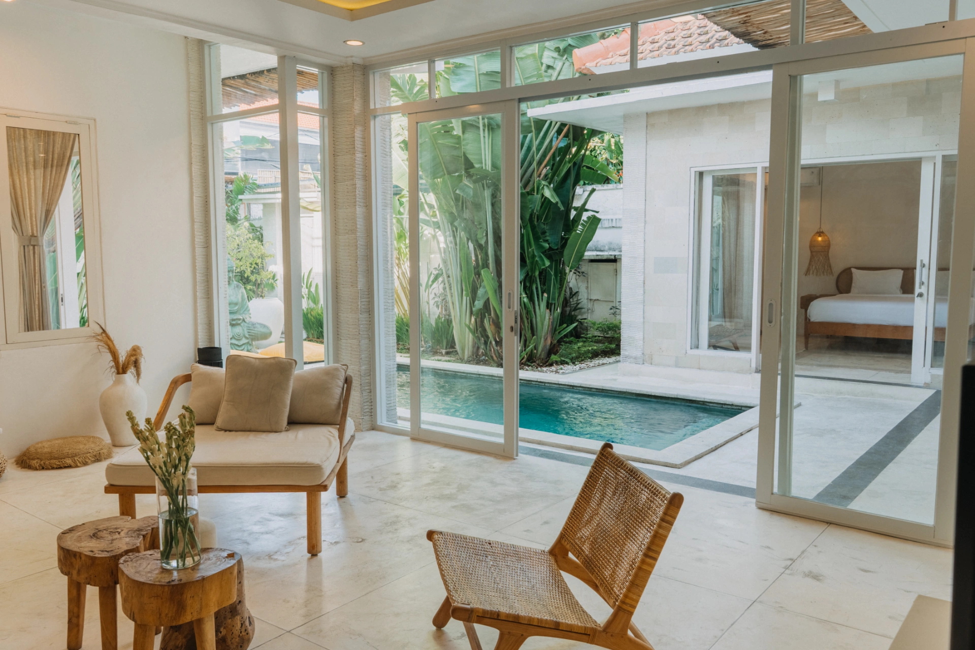 Luxury 3 Bedroom Villa In Canggu Bali, Location Strategic, 3-bed villa for rent in Canggu – photo 9 of 9