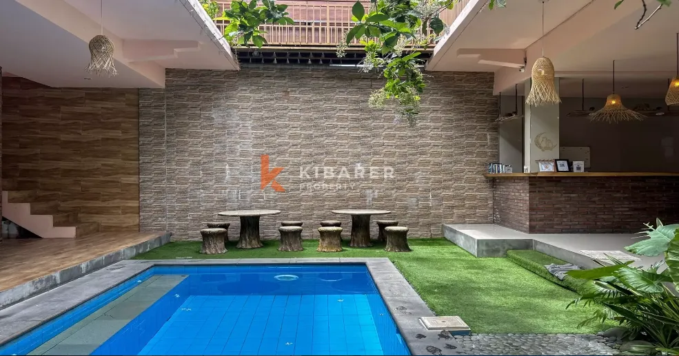 Charming Five-Bedroom Open-Living Guest House with Pool in Central Berawa, 5-bed villa for rent in Canggu – photo 10 of 12