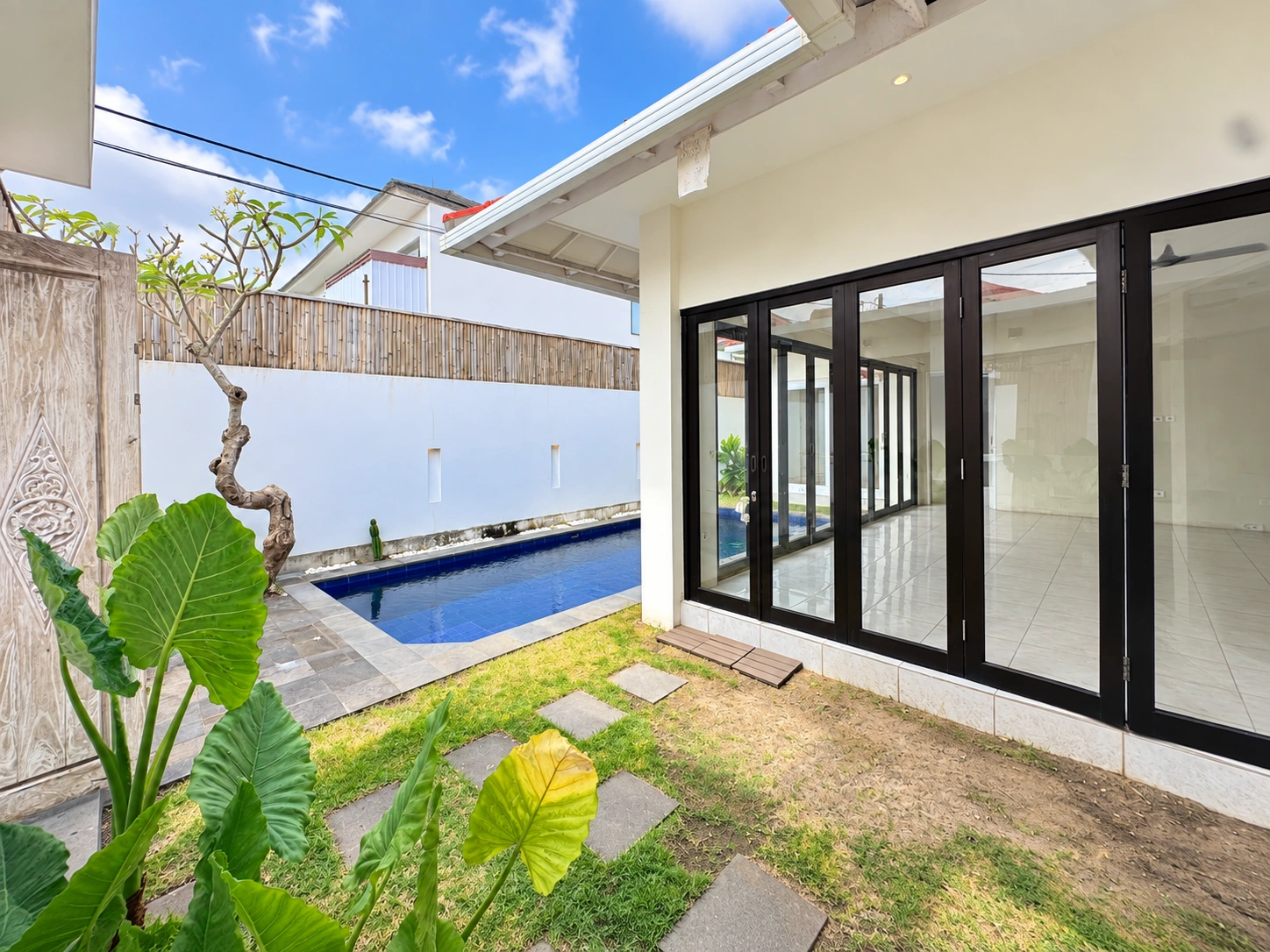 2BR Villa for Rent at Umalas, Bali, 2-bed villa for rent in Canggu – photo 2 of 15
