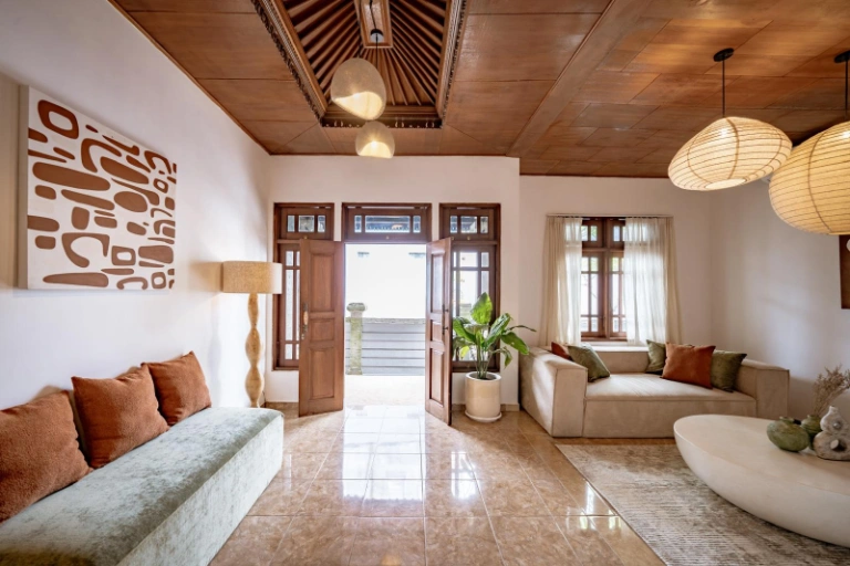 Tucked-Away 1BR Villa w/ Home Office and Outdoor Terrace, 1-bed villa for rent in Canggu – photo 2 of 15