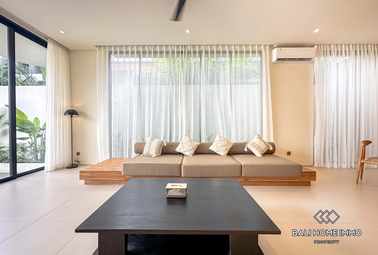 Charming 2 Bedroom Family Villa in Umalas, 2-bed villa for rent in Canggu – photo 3 of 14