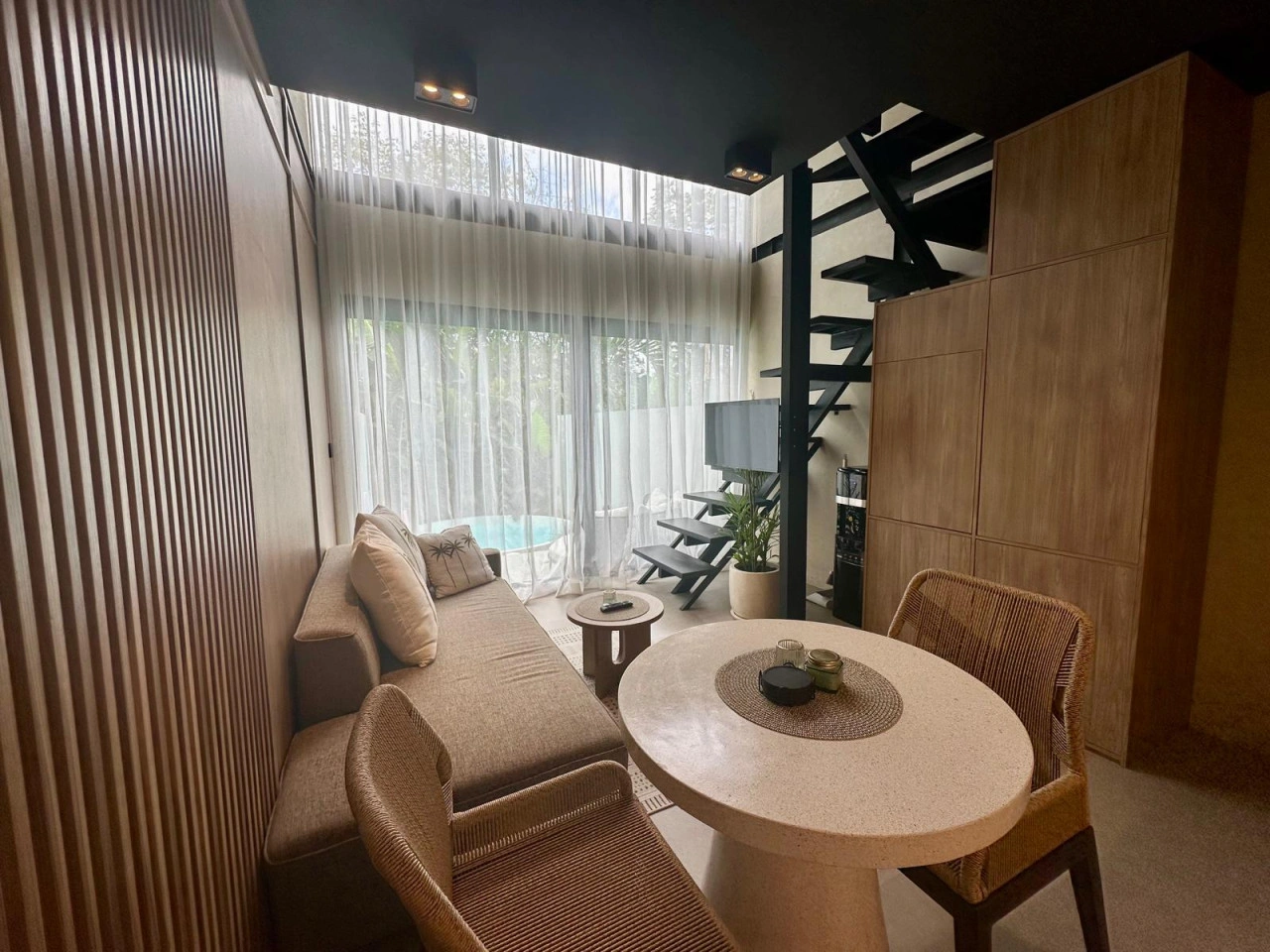 Palm Suite By Local Property Team, 1-bed villa for rent in Canggu – photo 12 of 15