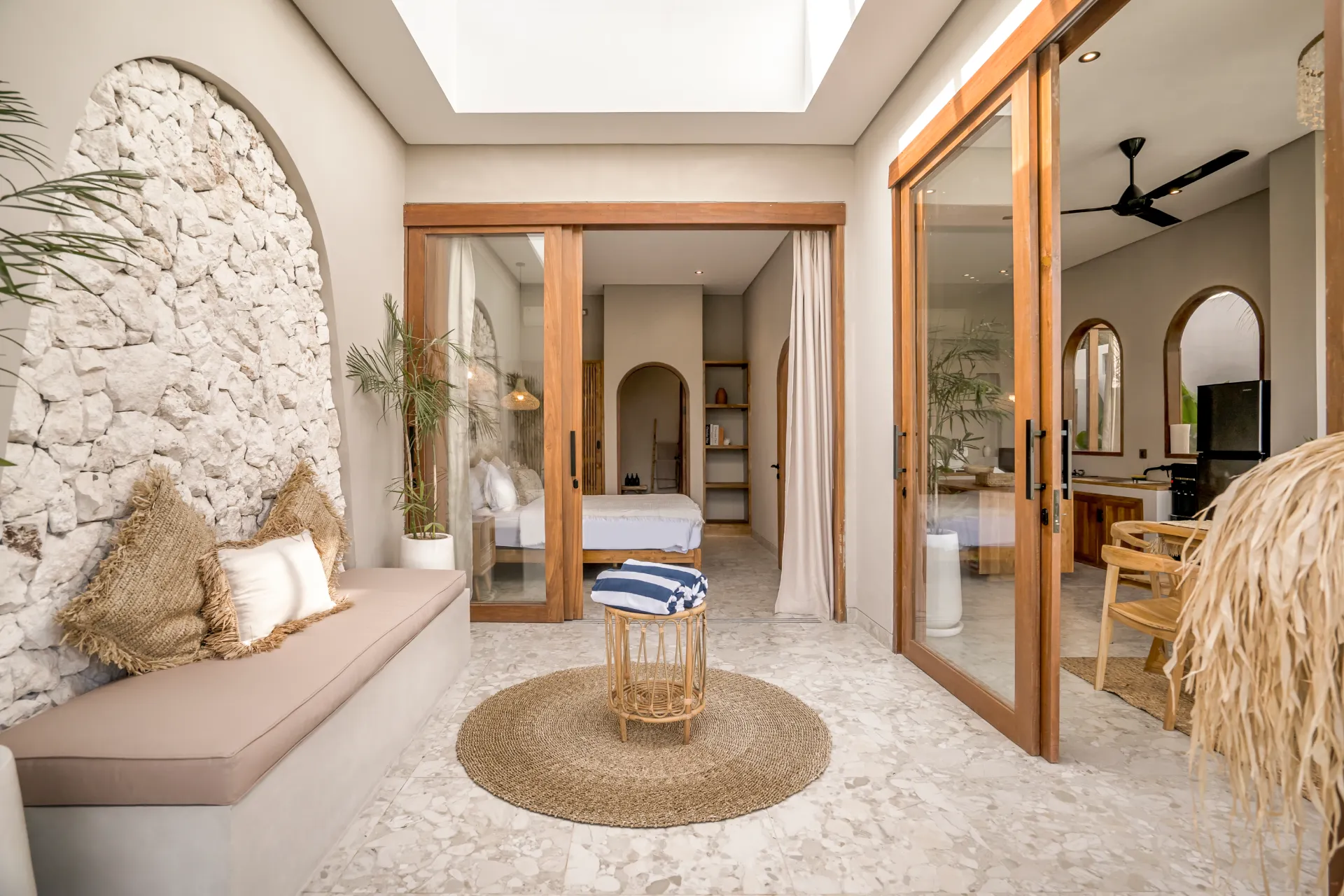 Villa Bayu - Stunning 2BR Villa w/ pool in Canggu, 2-bed villa for rent in North Bali – photo 11 of 12