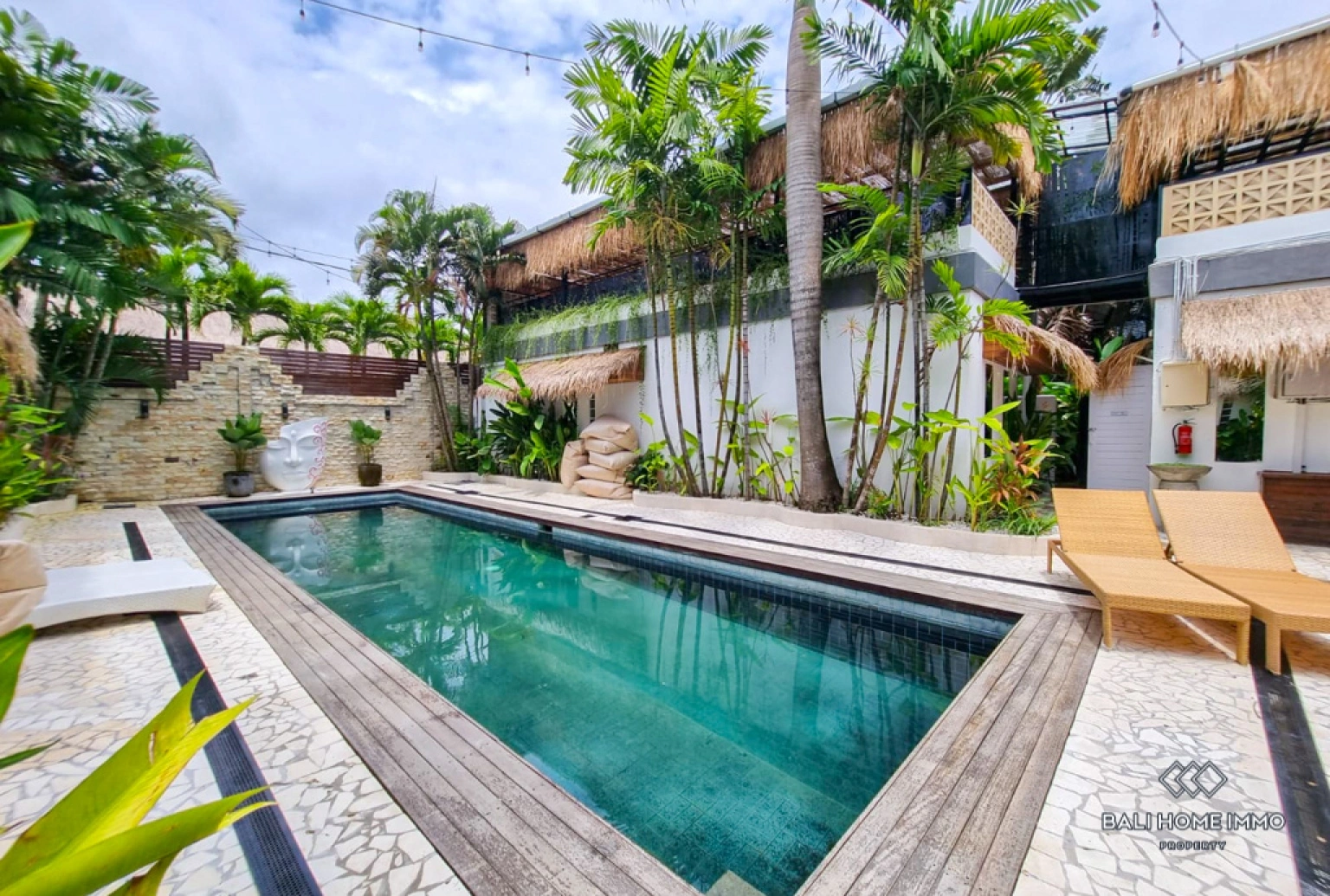 Charming 1 Bedroom Villa in Bali Seminyak Oberoi, 1-bed villa for rent in Seminyak – photo 2 of 10
