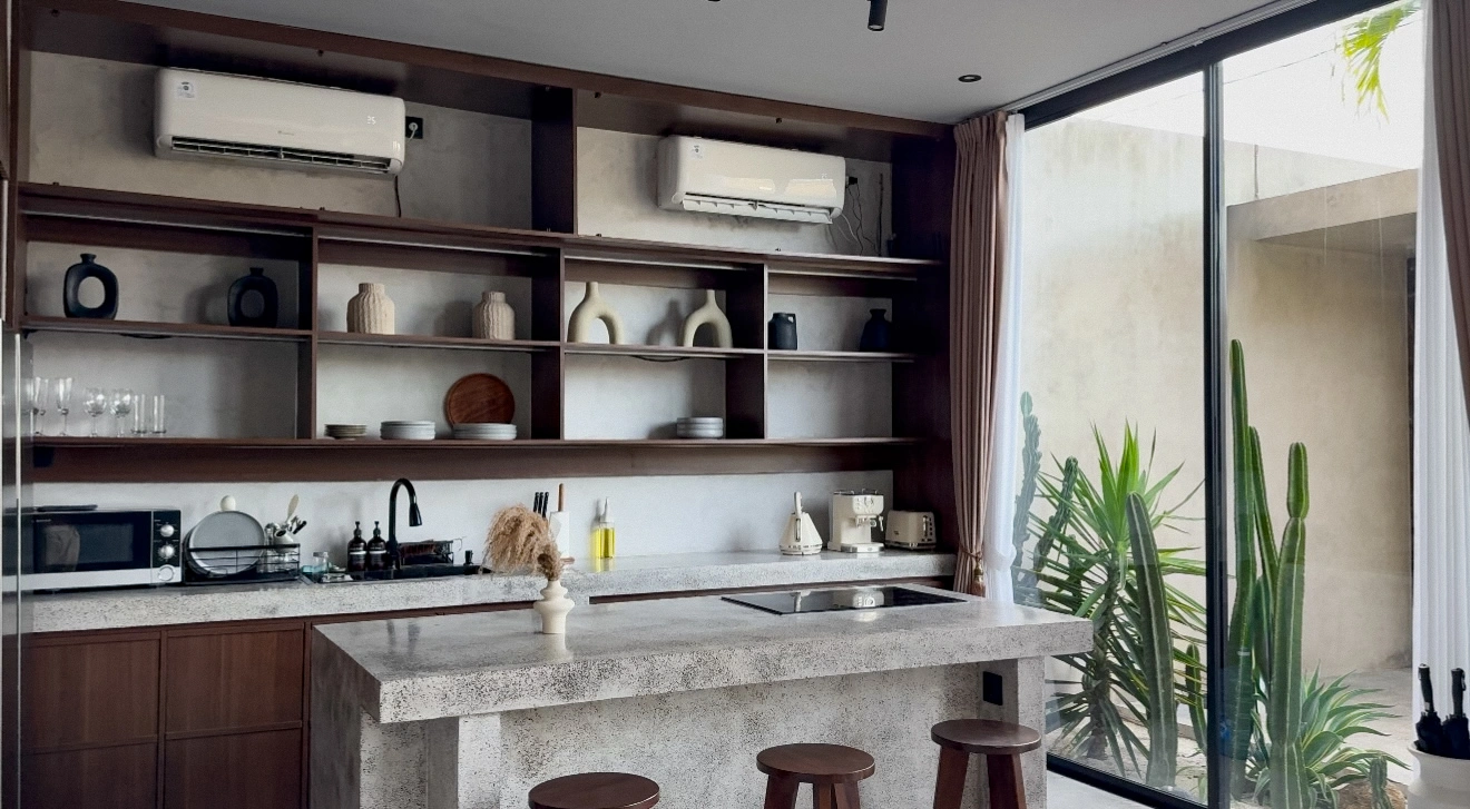 2BR Designer Pool Villa w/ Workspace • 7 Min to Beach, 2-bed villa for rent in Pererenan – photo 10 of 15