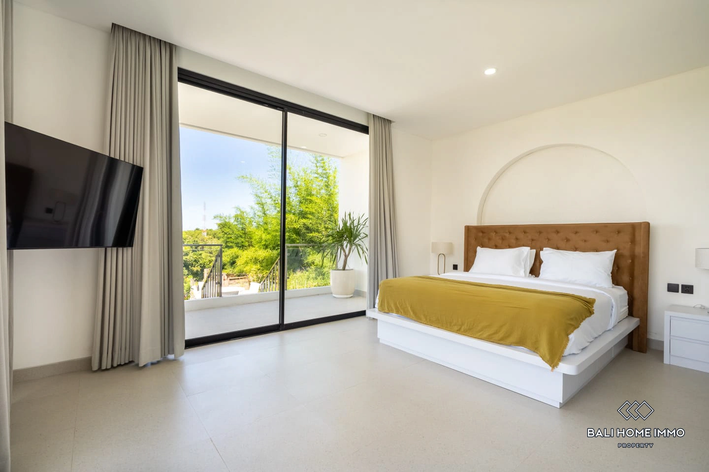 Stunning with Ocean View 3 Bedrooms Villa for Monthly Rental in Ungasan, 3-bed villa for rent in Uluwatu – photo 12 of 15