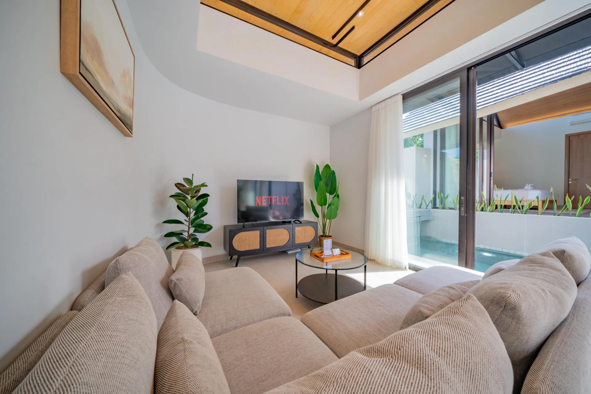 2BR Villa in Canggu, 2-bed villa for rent in Canggu – photo 4 of 11