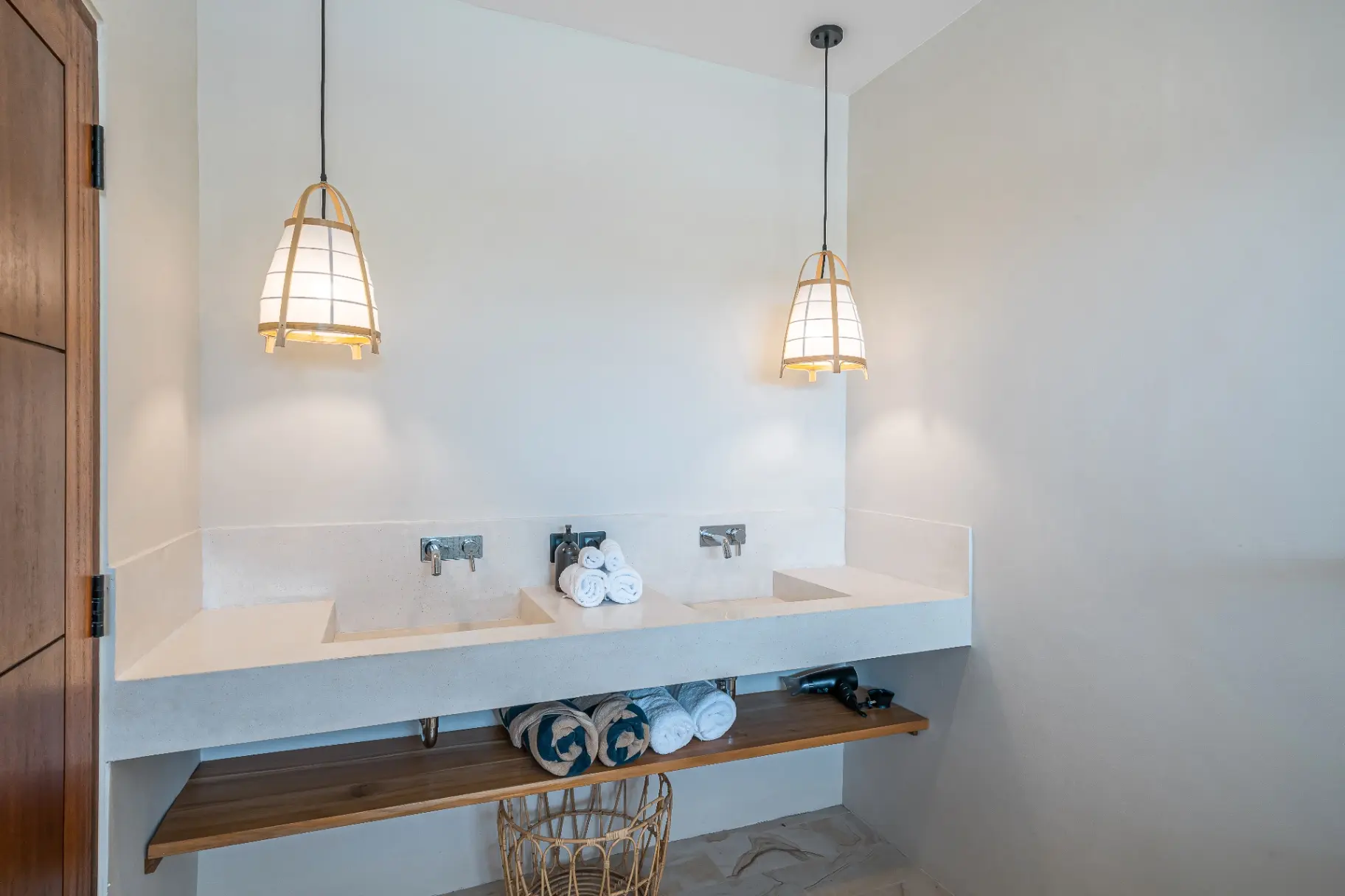 Villa Fonda - Trendy Brand-New 2BR Villa, Close to Seseh Beach, 2-bed villa for rent in Pererenan – photo 11 of 15