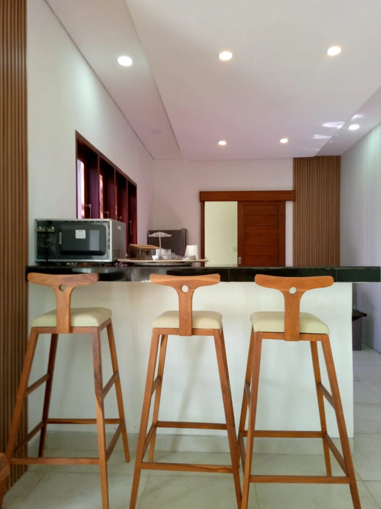 Modern 3-bedroom Villa for Yearly Rental – Seseh, 3-bed villa for rent in Seseh – photo 13 of 15
