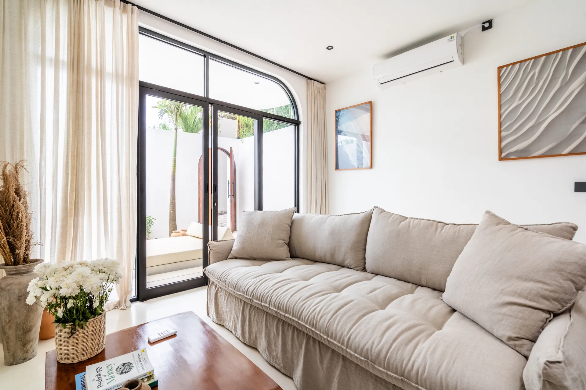 Villa Casa Nalani – Brand New 2 Bedroom Mediterranean Villa in Umalas, 2-bed villa for rent in Canggu – photo 9 of 15