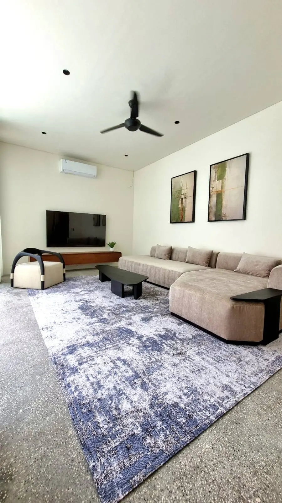Brand New 2 Bedroom Stylish Contemporary Villa in Semer – Umalas, 2-bed villa for rent in Canggu – photo 10 of 15