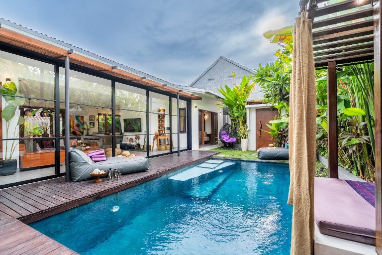 Design • Peaceful Zen • 5' Bike @Beach •BBQ• Seminyak-Canggu, 3-bed villa for rent in Seminyak – photo 13 of 15