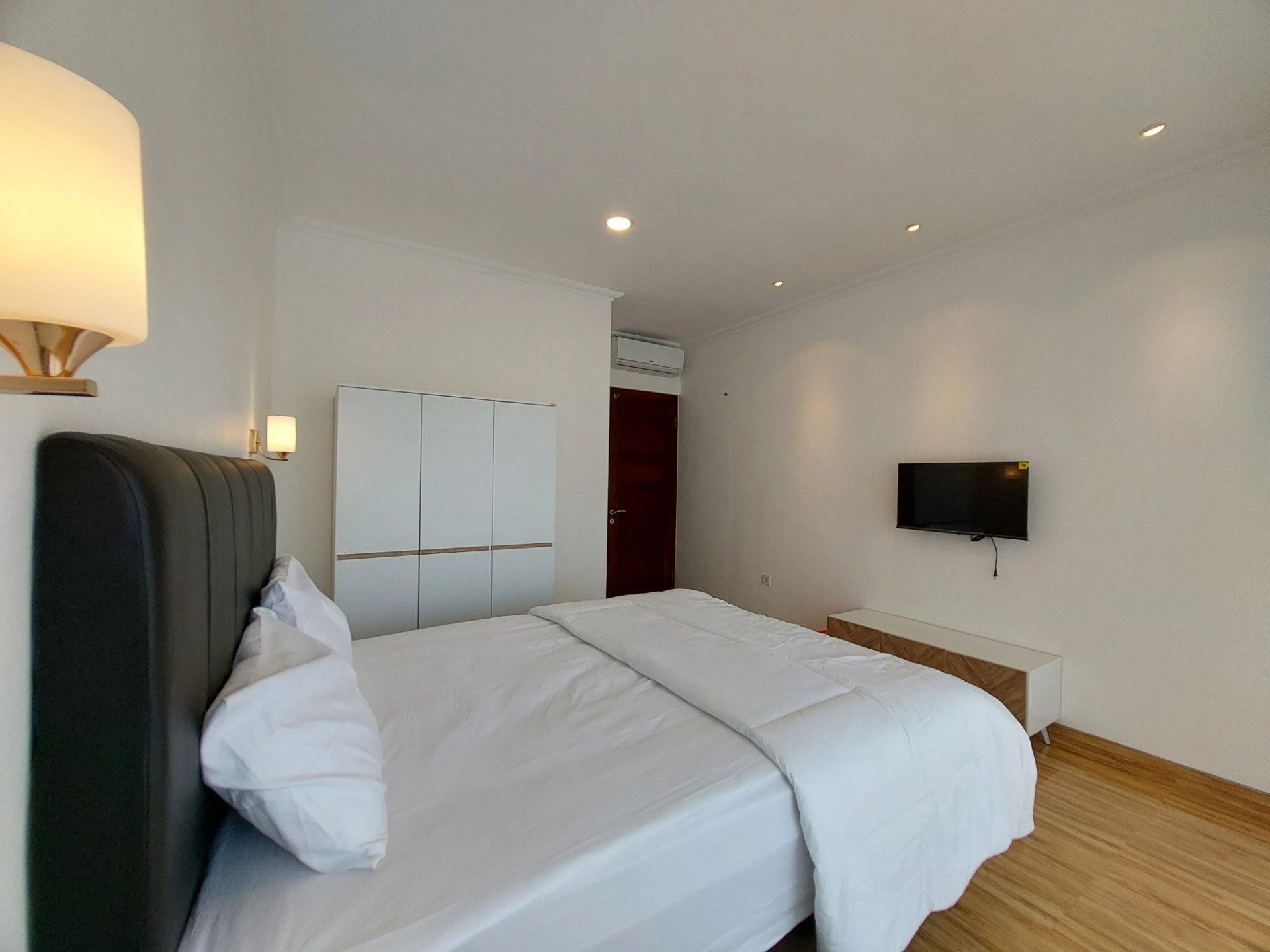 2BR Villa for Rent at Canggu, 2-bed villa for rent in Canggu – photo 2 of 10