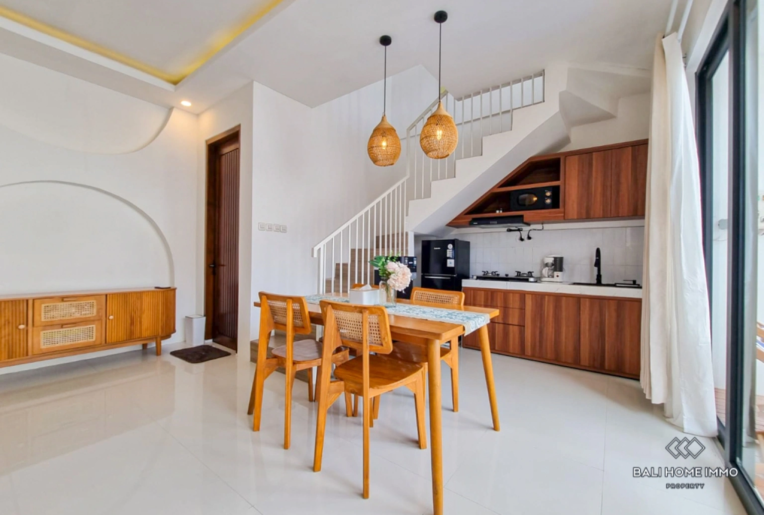 Newly Renovated 2 Bedroom Villa for Rent in Bali Berawa, 2-bed villa for rent in Canggu – photo 7 of 14