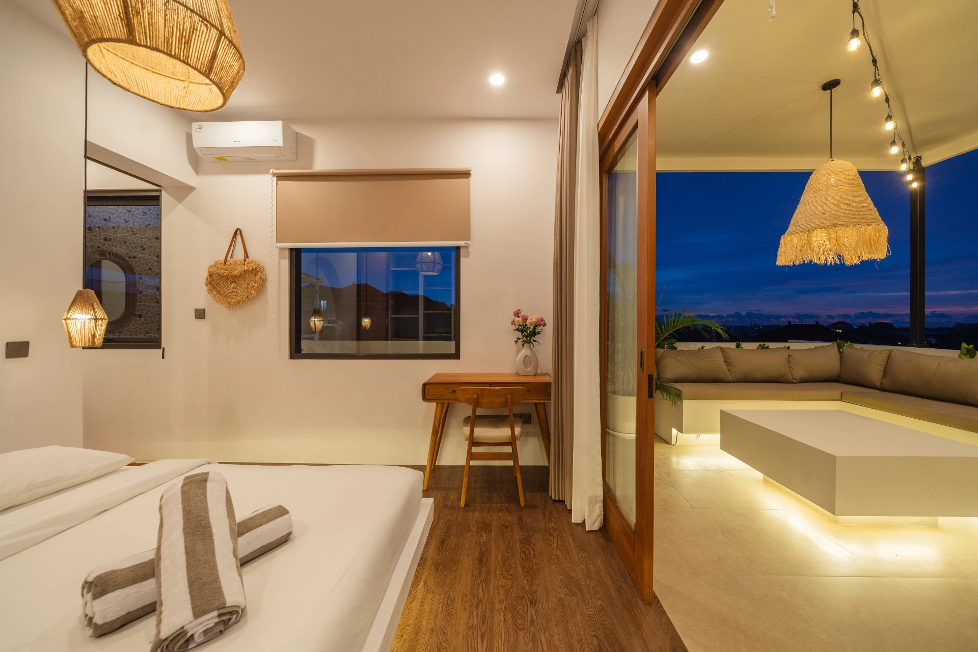 Brand New 3BR Luxury Villa with Rice Field View - Padonan, Canggu, 3-bed villa for rent in Canggu – photo 8 of 12