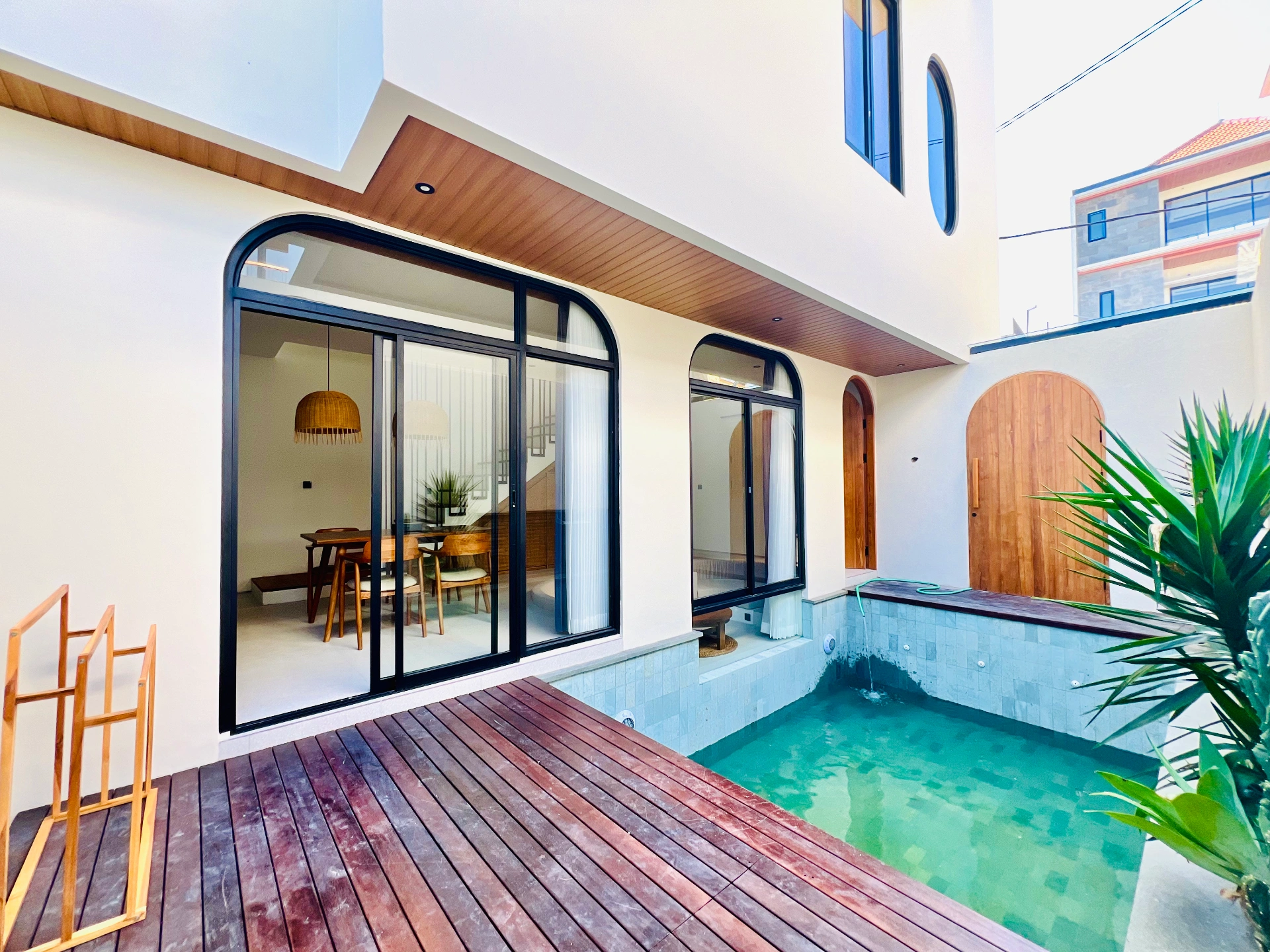 Brand New 1 Bedroom Villa 2 Minutes Away to Cemagi Beach, 1-bed villa for rent in Seseh – photo 9 of 15