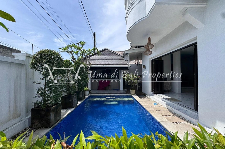 3BR Villa for Rent at Umalas, 3-bed villa for rent in Canggu – photo 15 of 15