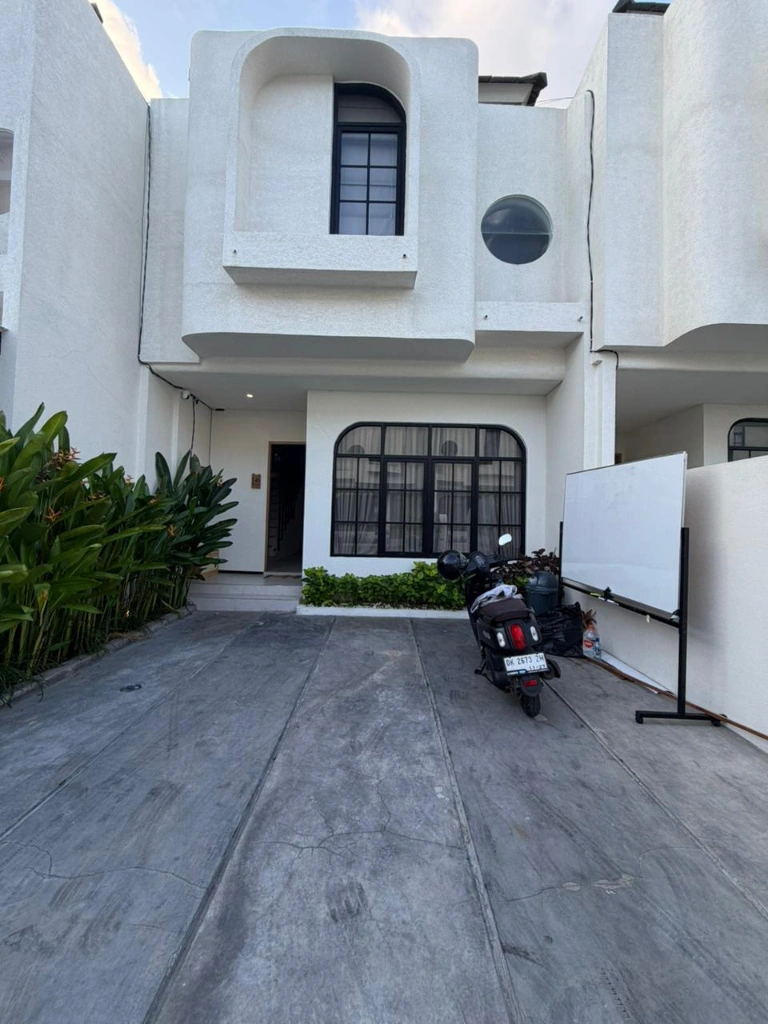Do Jes- for Rent Mediteranian Style Villa in Sanur Area, 2-bed villa for rent in Sanur – photo 13 of 15