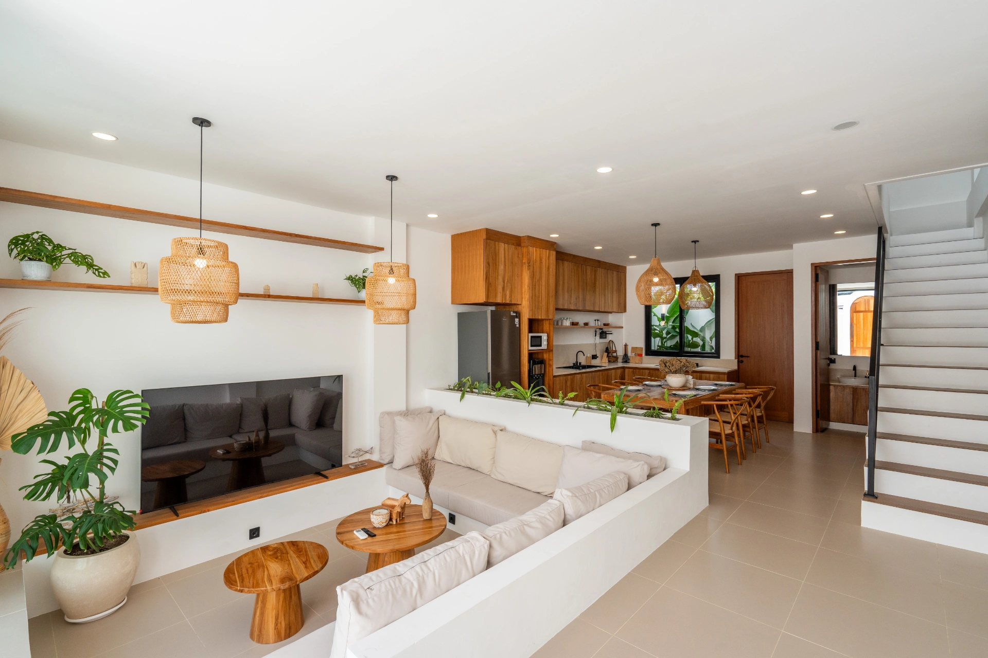 Brand-New Modern 2BR Villa - Pererenan,Tumbak Bayuh, 2-bed villa for rent in Pererenan – photo 4 of 15