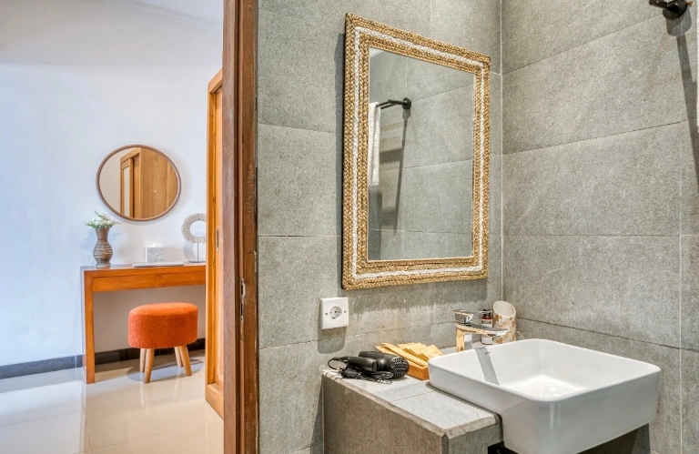 Stylish 3BR Private Pool Villa SOHAM in Canggu, 3-bed villa for rent in Canggu – photo 7 of 15