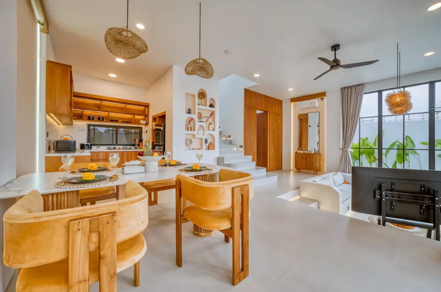 Tropical Charm 2bd Canggu Villa w/ Bathtub in Bedroom | Construction Near, 2-bed villa for rent in Canggu – photo 6 of 15