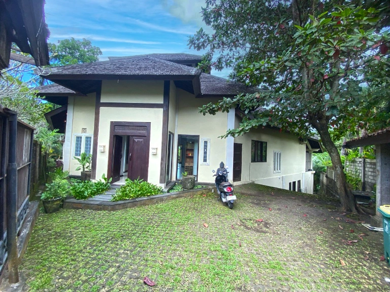 Spacious 4-5BR villa for rent in Tumbak Bayuh, Perenenan, Canggu, 5-bed villa for rent in Pererenan – photo 5 of 13