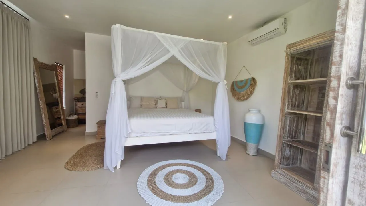 Villa For Rent 4 Bed In Bumbak,Umalas,Kerobokan Bali, 4-bed villa for rent in Canggu – photo 3 of 15