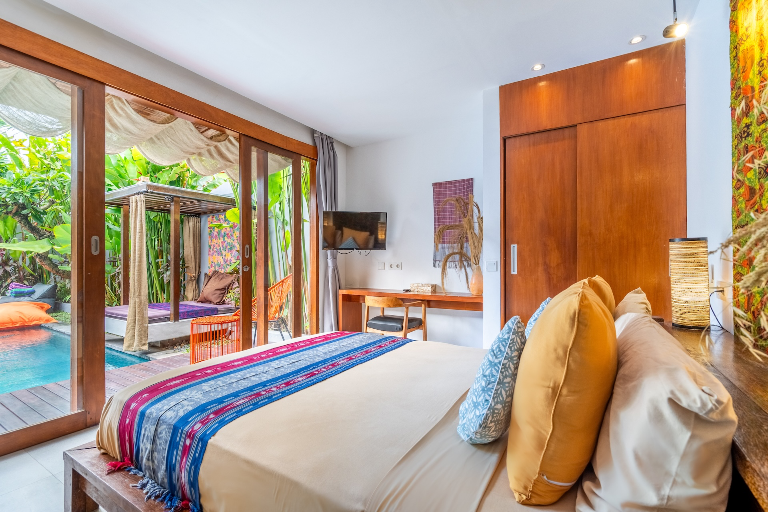 Design • Peaceful Zen • 5' Bike @Beach •BBQ• Seminyak-Canggu, 3-bed villa for rent in Seminyak – photo 8 of 15