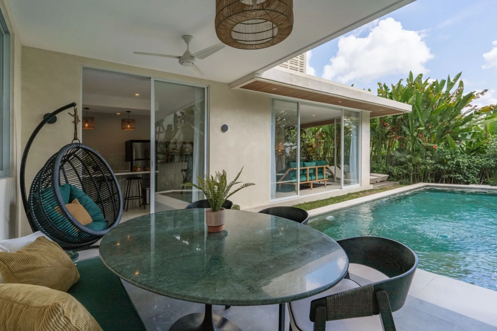 Villa For Rent 3 Bed In Berawa,Tibubeneng Bali, 3-bed villa for rent in Canggu – photo 6 of 15