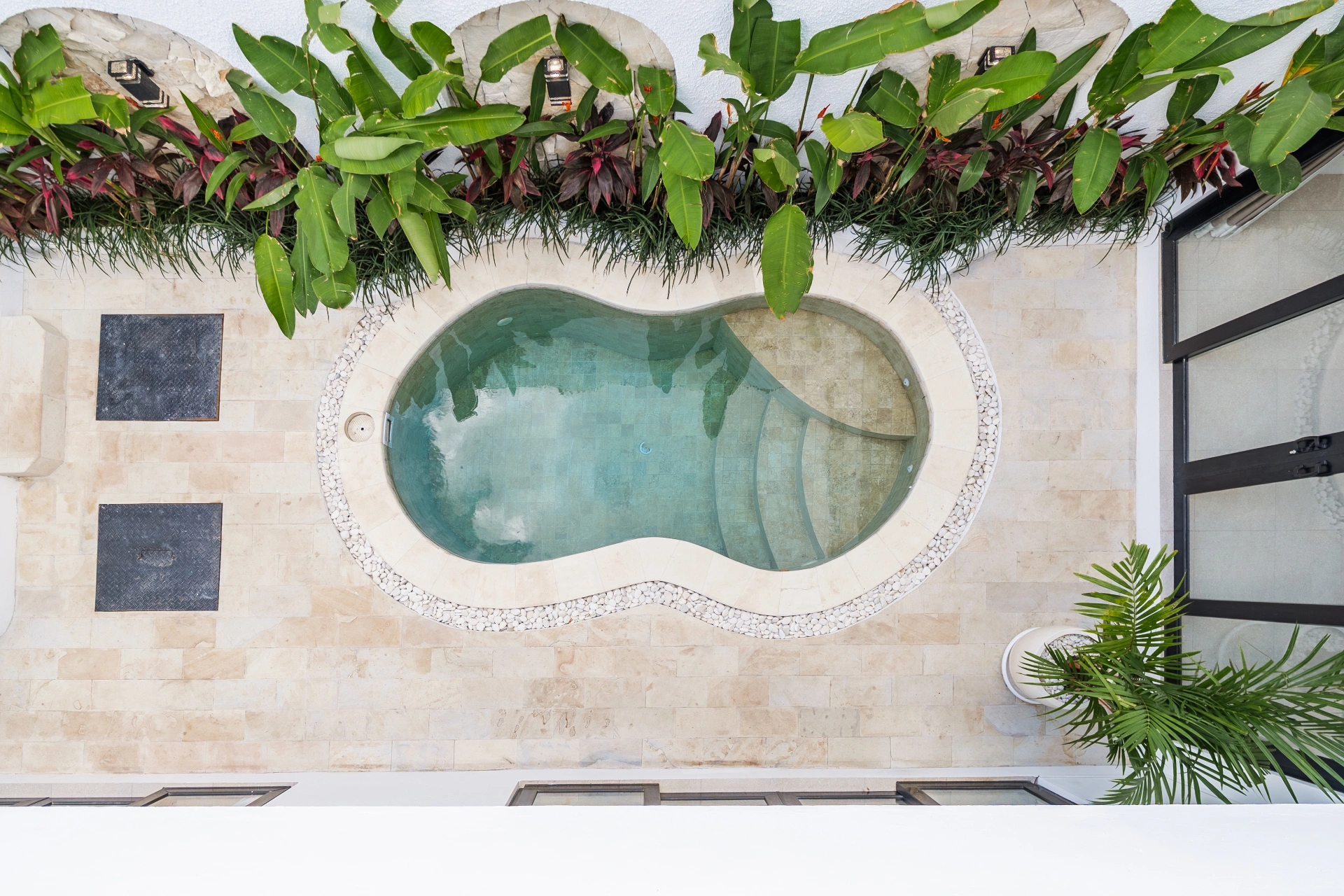 Brand New 2BR Villa in Balangan, Uluwatu | Rooftop Sunset Views, 2-bed villa for rent in Uluwatu – photo 2 of 15